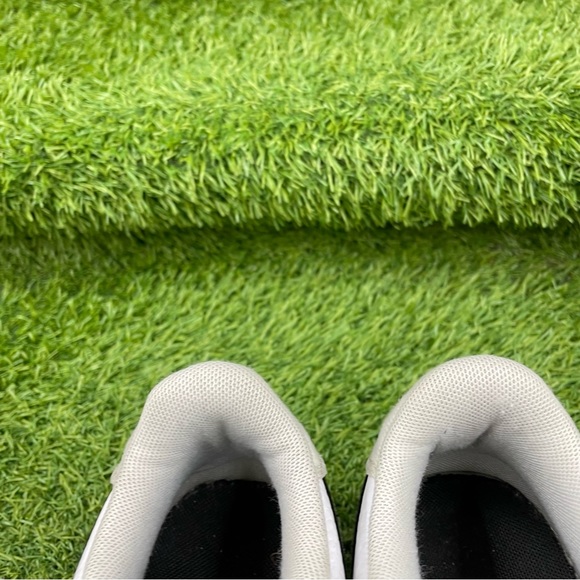 Nike Air Force 1 LV8 1 Black White Trainers 
Size UK 5.5
AV0743-001 - Picture 7 of 8